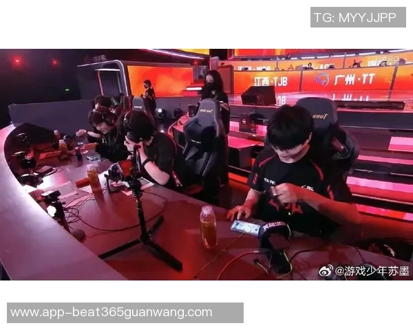 世界杯新闻和平精英最新配合排行榜揭晓JDG战队荣登第四名引发热议